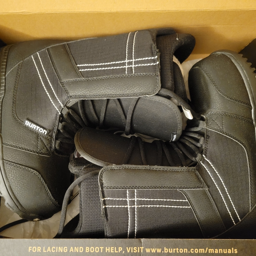 Burton Invader MNS 2016 Snowboard Boots Women's Size 9, Men's Size 8